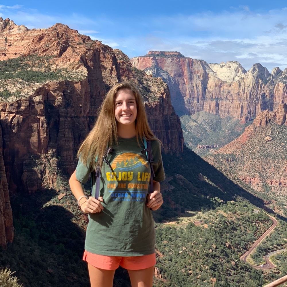 Meet your Posher, Ella